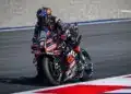 Marc Márquez az élen a Balatonnál, miközben két Aprilia füstbe borult az első szabadedzésen