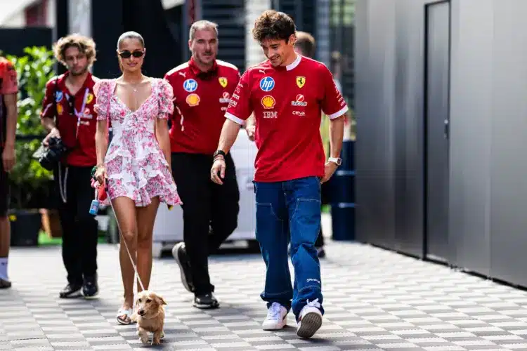 Vége van a nyárnak, hűvös szelek járnak, képeken az F1-es versenyzők nyaralása!