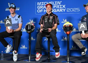 Gyógyfürdő vagy balatoni pancsolás? Gulyásleves vagy farsangi fánk? – Így válaszoltak a MotoGP versenyzők!