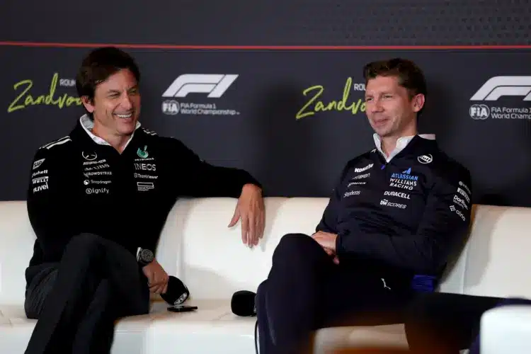 Wolff szerint szerint ha ez a hármas összeáll, olyan lenne, mintha a maffia irányítaná az egyik F1-es csapatot