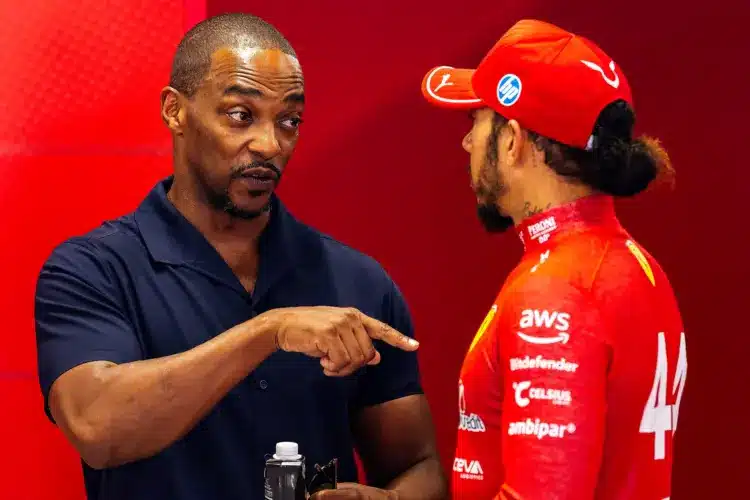 Amerika Kaptiány már azelőtt F1 rajongó volt, hogy megszületett volna az a versenyző, akit meglátogatott