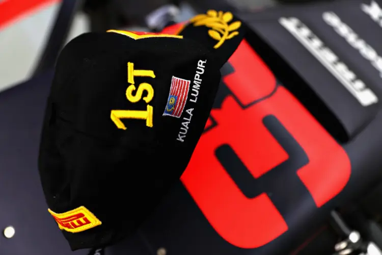 Malajzia szerint hiba volt dobni az F1-et, ezért visszatérnének