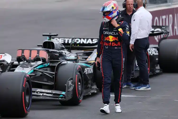 Ezért hallgatott Verstappen a Mercedes pletykák közepette