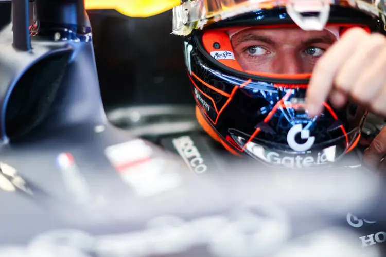 Verstappenék megerősítették, hogy hosszasan tárgyaltak a Mercedes-szel, sőt!