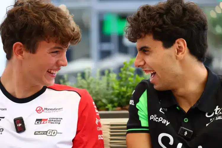 Az összes topcsapat érdeklődik az egyik F1 újonc iránt, de ő marad a helyén