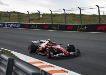 Kettős Ferrari-siker és remeklő Williamsek az Olasz Nagydíj első szabadedzésén