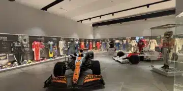 Egy dél-amerikai megszállott álma: így született a Chelsea1979 motorsport-szentély