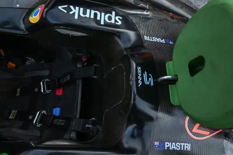 Piastri beérheti Senna és Häkkinen mérföldkövet jelentő McLaren F1-es rekordjait