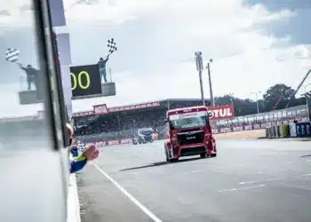 Sporttörténelmet írhat Kiss Norbert és a Révész Racing