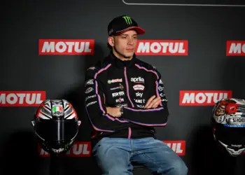 A vérömleny és a fájdalom sem állította meg Bezzecchit a dobogóért vívott küzdelemben