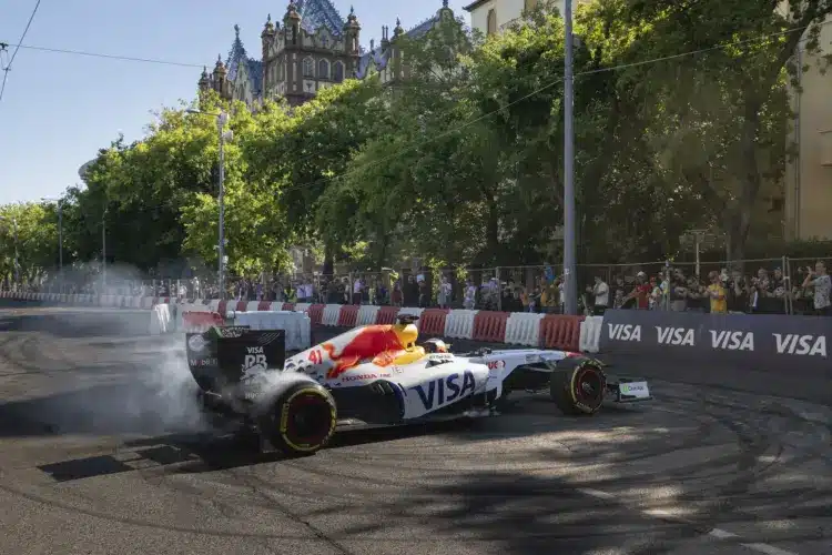 Negyvenezer rajongó a Red Bull Showrunon!