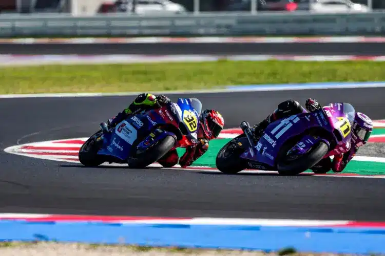 Rossi Attila Moor új csapatával, a Cardoso Racinggel állt rajthoz Misanóban a FIM JuniorGP Moto2-es sorozatában