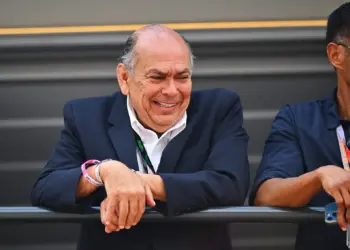 Pérez apja nyolcszoros bajnoknak nevezte Hamiltont