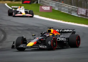 Verstappen: „A Red Bullnak nem a Racing Bullsszal kellene küzdenie”