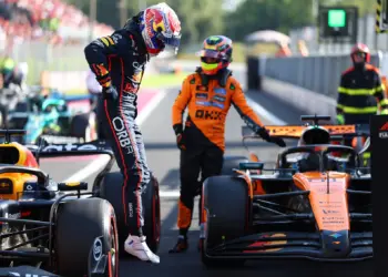 A McLaren magyarázza a bizonyítványt, hogy miért kaptak ki Verstappentől