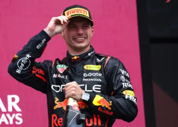 Verstappen nyert egy Ferrarival, az olasz média egyből megőrült
