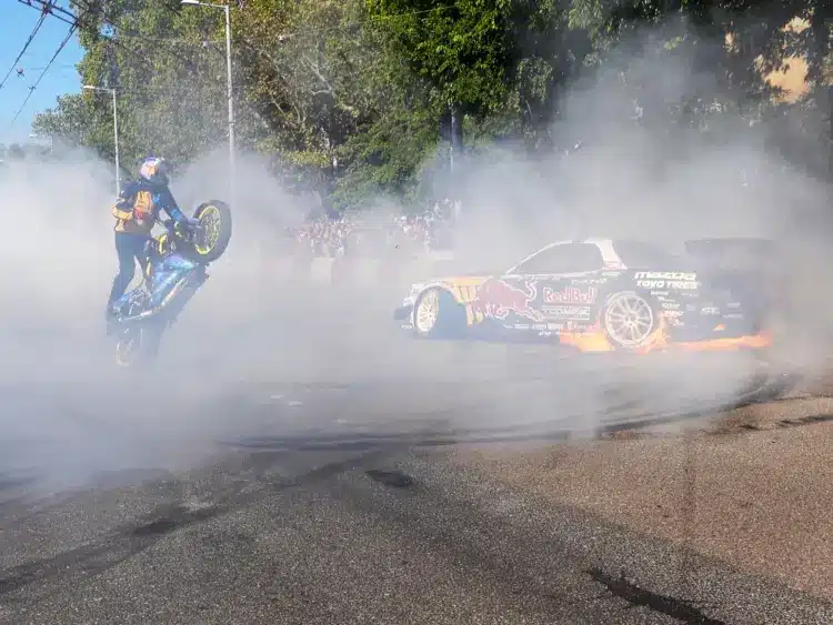 Rakd ki budapesti a Red Bull Showrun egyik leglátványosabb jelenetét