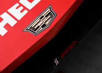 Brutális pénzekért toboroz személyzetet a Forma-1-be érkező Cadillac