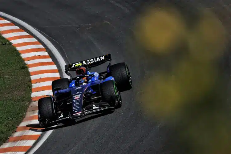 Williams kontra FIA: nem hagyják annyiban Sainz büntetését