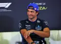 Carlos Sainz fontos életleckét adott egy rajongónak