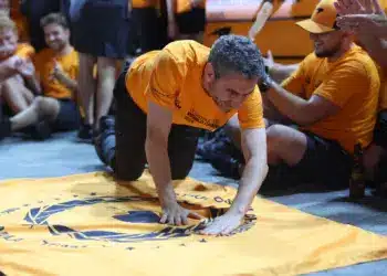 Így csámcsog a nemzetközi sajtó a bajnok McLaren alakulat belső drámáján