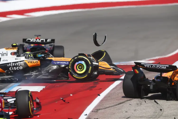 Brown szerint nem a McLaren párosa a felelős a kiesésükért a sprinten, azt is megnevezte, ki