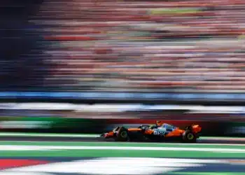 Norris a pole-ban Mexikóban, két Ferrarival a nyomában