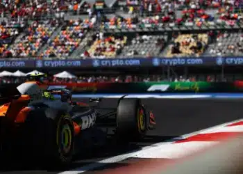 Norris sérthetetlen volt Mexikóban, Leclerc-t a VSC mentette meg Verstappentől