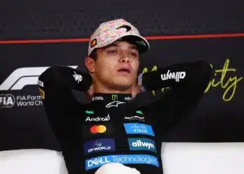 Kifütyülte Lando Norrist a mexikói közönség, kiderült, mi lehet ennek az oka