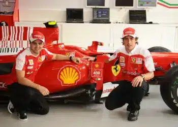 Massa újabb bombát robbantott: a Ferrari megtiltotta neki, hogy Alonsóról nyilatkozzon