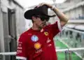 „Enzo Ferrari a kapun sem engedné be” – kíméletlen kritika érte Charles Leclerc-t