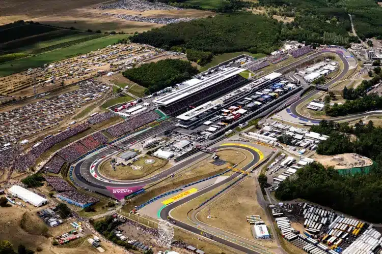 Új motorsport-akadémia születik: a Hungaroringen alakul meg a Széchenyi István Egyetem külső tanszéke Új motorsport-akadémia születik: a Hungaroringen alakul meg a Széchenyi István Egyetem külső tanszéke