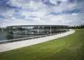 Sonic, és kis barátja máris felforgatták a McLaren bázisát – videó Sonic, és kis barátja máris felforgatták a McLaren bázisát – videó