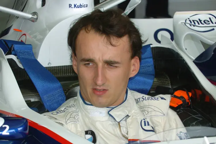 Meglepő helyen vásárolható meg Kubica egyik F1-hez köthető nyomasztó emléktárgya