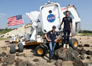 Rakétatudomány a boxutcában: A Forma-1 és az űrtechnológia összefonódása