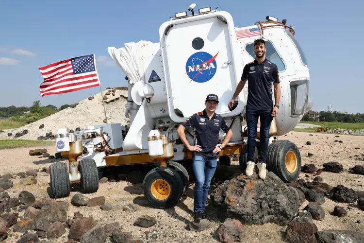 Rakétatudomány a boxutcában: A Forma-1 és az űrtechnológia összefonódása