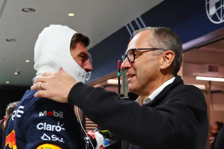 Az F1 főnök a történelmi pályák jövőjét firtatja Az F1 főnök a történelmi pályák jövőjét firtatja