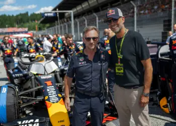 A MotoGP-vel szemezget Horner?