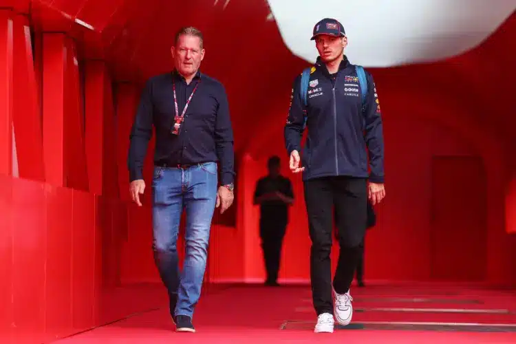 Jos Verstappen ismét savazta egy kicsit Hornert, a Red Bull F1 korábbi főnökét