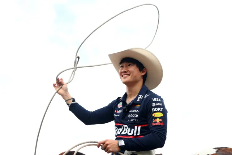 Váratlan csapatnál köthet ki Yuki Tsunoda