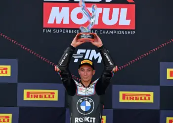 Razgatlıoğlu világbajnoki címmel búcsúzik a Superbike-tól, Bulega-triplával zárult a szezon