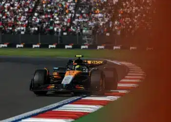 Norrisé az egyetlen brazil szabadedzés Piastri előtt, Verstappen eltűnt a tizenhetedik helyen