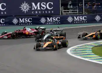 Leclerc szerint nem volt jogos Piastri büntetése az esetért, mely az ő vesztét is okozta