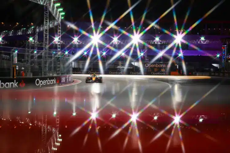 A volt Ferrari versenyző igazi ajándéknak tartja a múlt héten történteket A volt Ferrari versenyző igazi ajándéknak tartja a múlt héten történteket