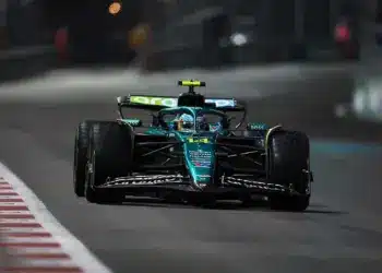 Élvezte az esős időmérőt Alonso: „Büszke vagyok a csapatra!”