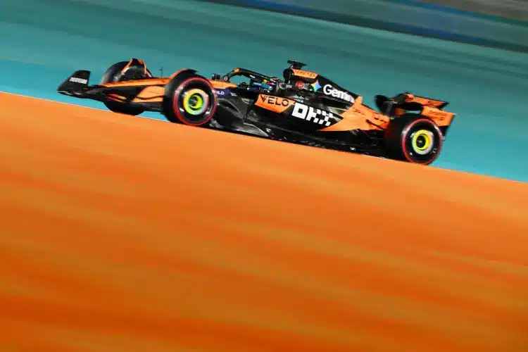 Ismét Piastri: Nagyon fekszik neki a katari hétvége, a nagydíjra is pole-t szerzett