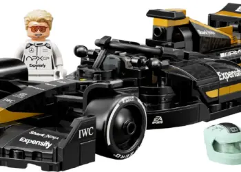 Játék készül Brad Pittékből, érkezik az APXGP autója a LEGO jóvoltából!