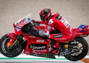 Bagnaia banális baki miatt bukta a Q2-t, de nem hibáztatja a Ducatit