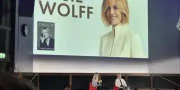 F1-futam helyett Susie Wolff – Könyvbemutató Londonban