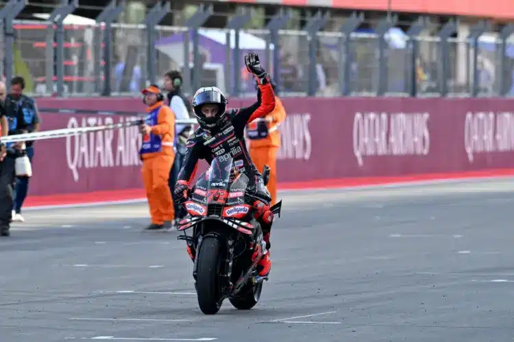 Bezzecchi győzött, míg Bagnaiának bukása után már Acostára kell figyelnie a pontversenyben Bezzecchi győzött, míg Bagnaiának bukása után már Acostára kell figyelnie a pontversenyben